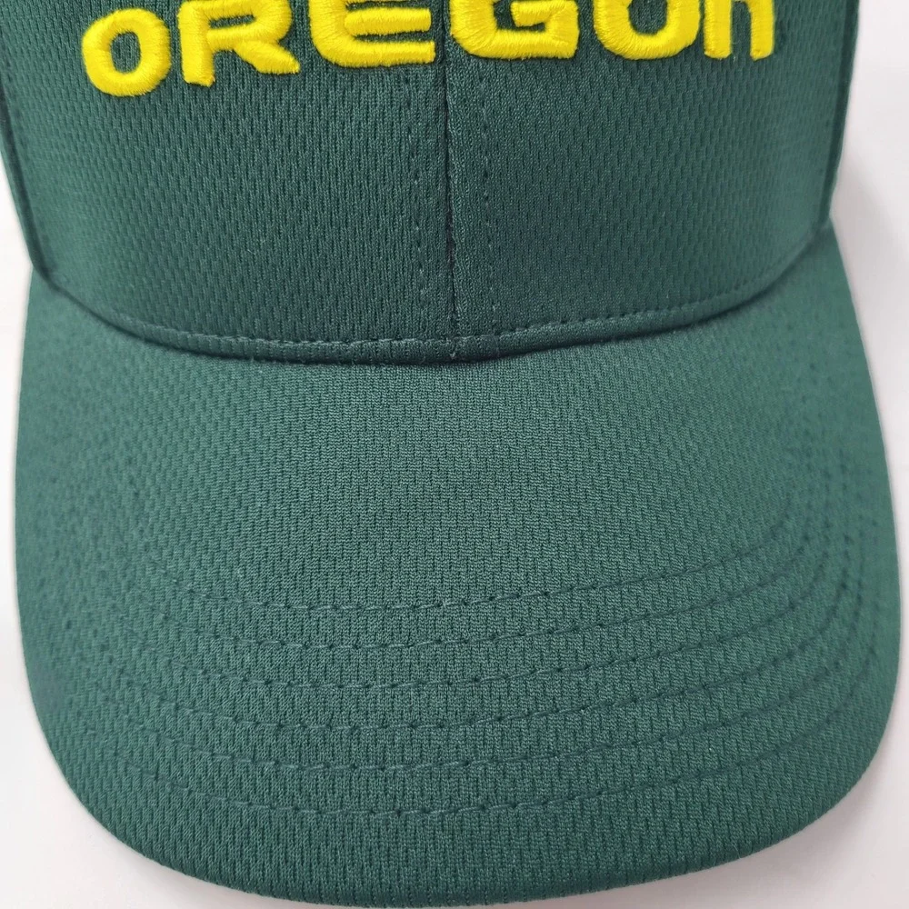 Oregon‎ Ducks Hat Adjustable Top of the World Green Yellow NCAA University Men